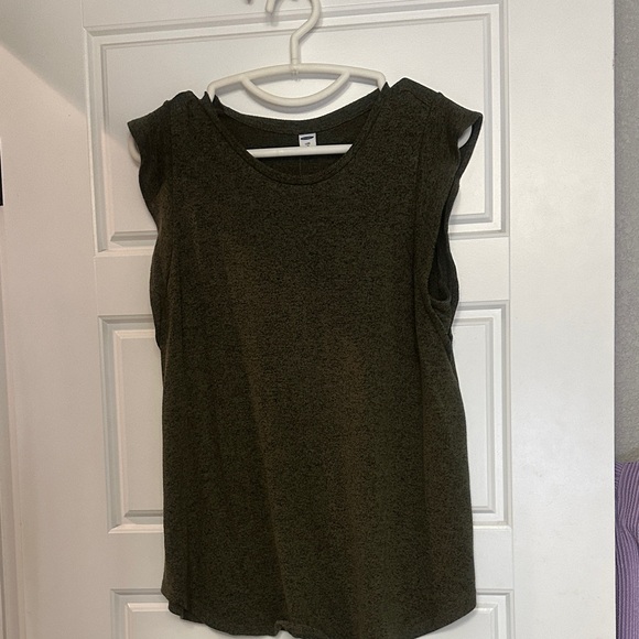 Old Navy Olive Green Muscle Tee - Picture 1 of 1